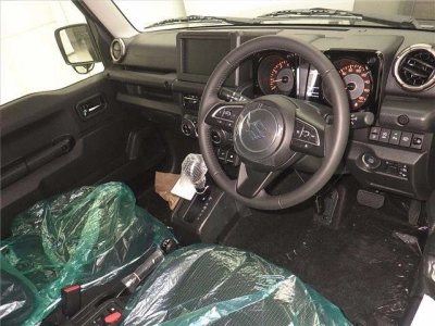 SUZUKI JIMNY NOMADE