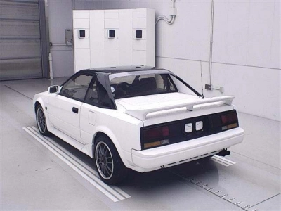 TOYOTA MR2
