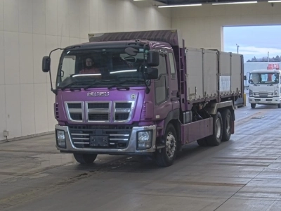 ISUZU GIGA