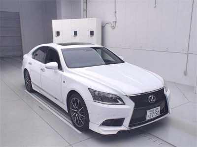 LEXUS LS