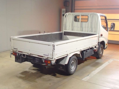 TOYOTA DYNA TRUCK
