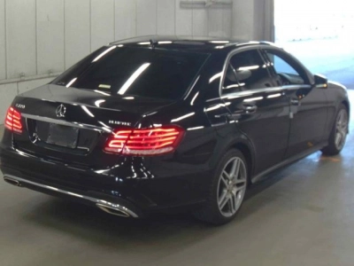 MERCEDES BENZ E CLASS