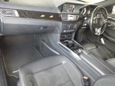 MERCEDES BENZ E CLASS