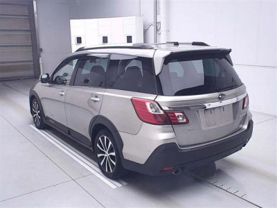 SUBARU EXIGA CROSSOVER 7