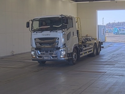 ISUZU GIGA