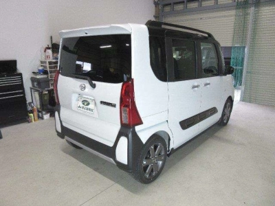 DAIHATSU TANTO FUN CROSS