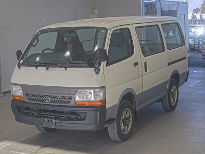 TOYOTA REGIUS ACE
