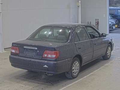 TOYOTA CARINA