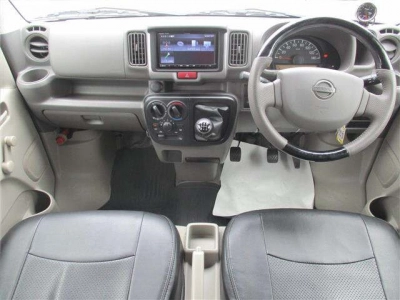 NISSAN NV100 CLIPPER