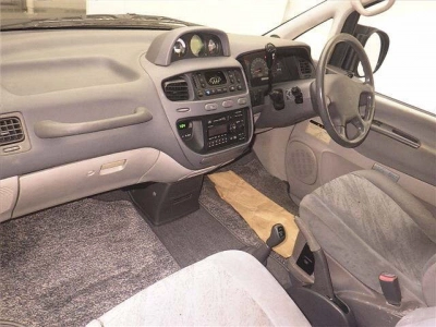 MITSUBISHI DELICA SPACE GEAR
