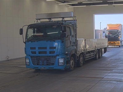 ISUZU GIGA
