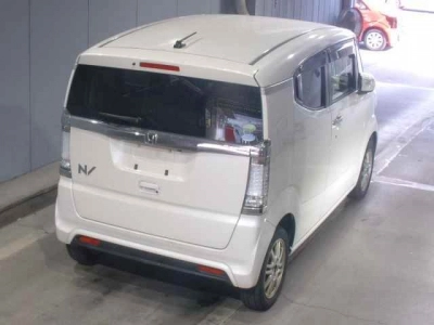HONDA N-BOX SLASH
