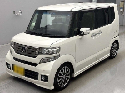 HONDA N BOX CUSTOM