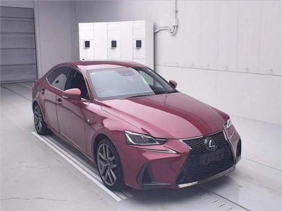 LEXUS IS