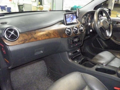 MERCEDES BENZ B CLASS