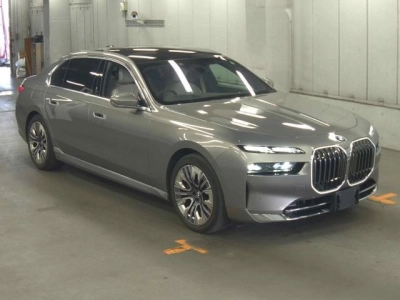BMW 7 SERIES