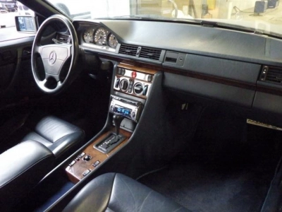 MERCEDES BENZ MEDIUM CLASS