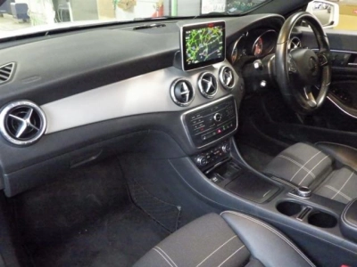 MERCEDES BENZ CLA SHOOTING BRAKE