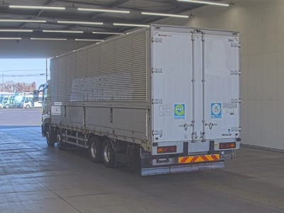 MITSUBISHI FUSO SUPER GREAT