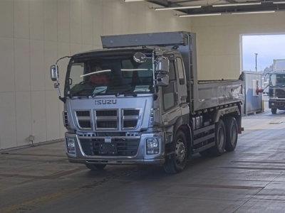 ISUZU GIGA