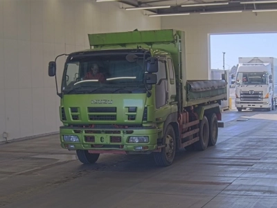 ISUZU GIGA