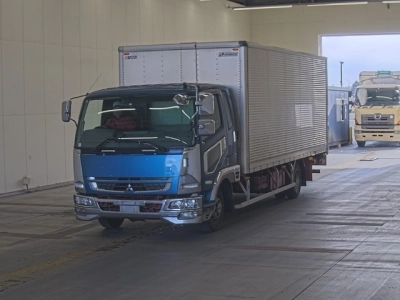 MITSUBISHI FUSO FIGHTER