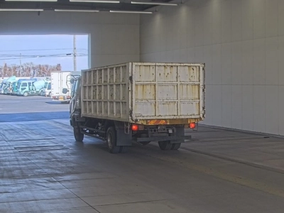 MITSUBISHI FUSO FIGHTER