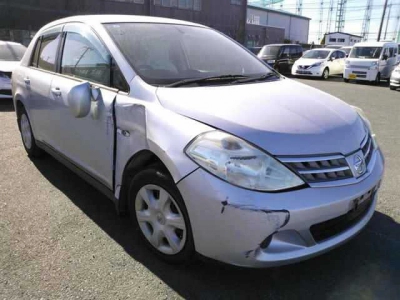 NISSAN TIIDA LATIO