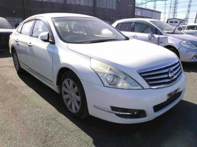 NISSAN TEANA