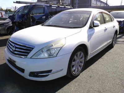 NISSAN TEANA