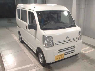 NISSAN CLIPPER VAN