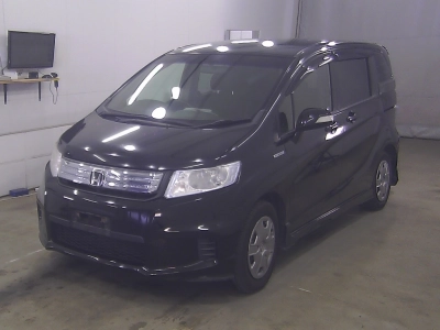 HONDA FREED SPIKE