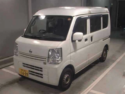 NISSAN NV100 CLIPPER