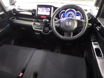 HONDA N BOX +
