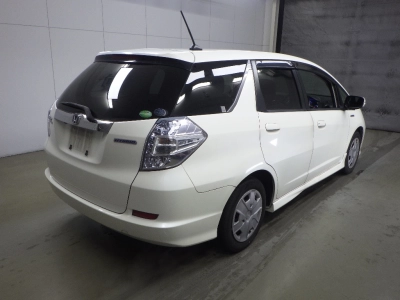 HONDA FIT SHUTTLE