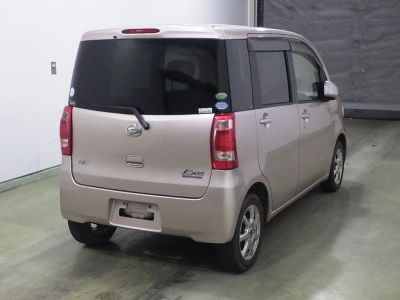 DAIHATSU TANTO EXE