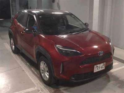TOYOTA YARIS CROSS