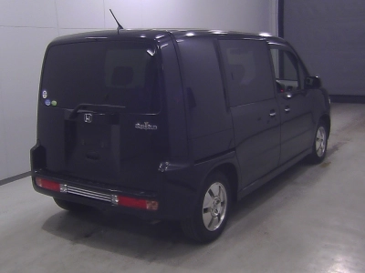 HONDA MOBILIO SPIKE