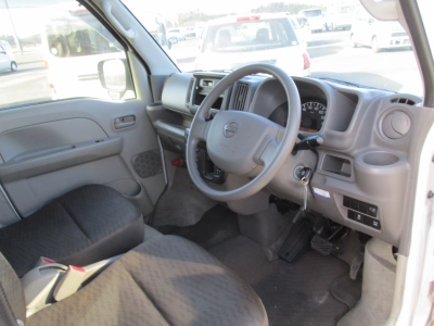 NISSAN NV100 CLIPPER