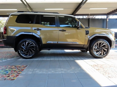 TOYOTA LAND CRUISER 250