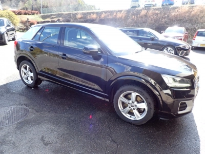 AUDI Q2