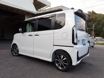 HONDA N BOX CUSTOM