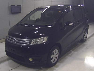 HONDA FREED SPIKE