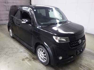 TOYOTA BB