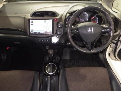 HONDA FIT SHUTTLE