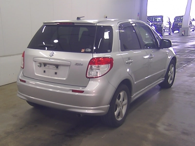 SUZUKI SX4