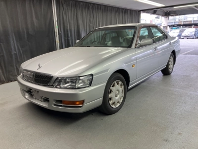 NISSAN LAUREL