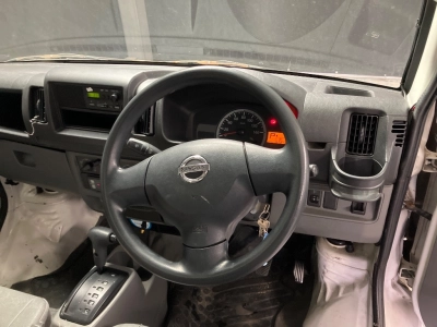 NISSAN CLIPPER TRUCK