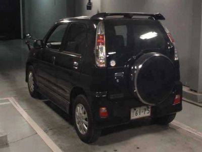 DAIHATSU TERIOS KID