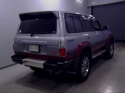 TOYOTA LAND CRUISER 80